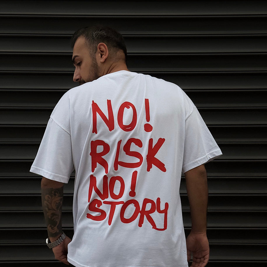 “No Rısk No Story” Red - RAPHAEL Oversize T-shirt